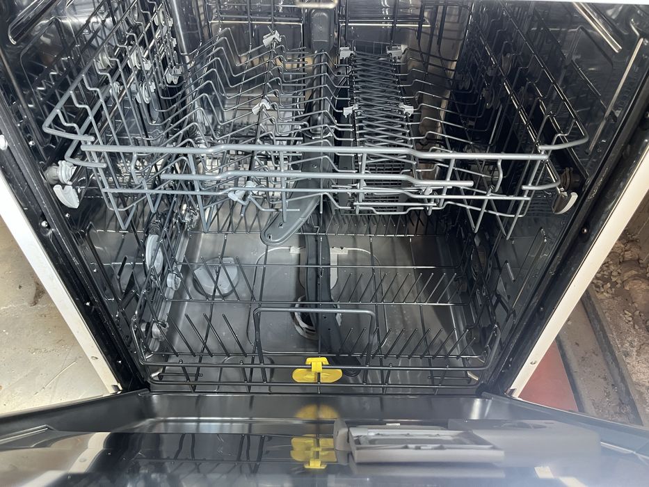 Vând masina de spalt vase GORENJE
