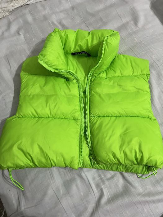 Жилетка Зара состояние отличное