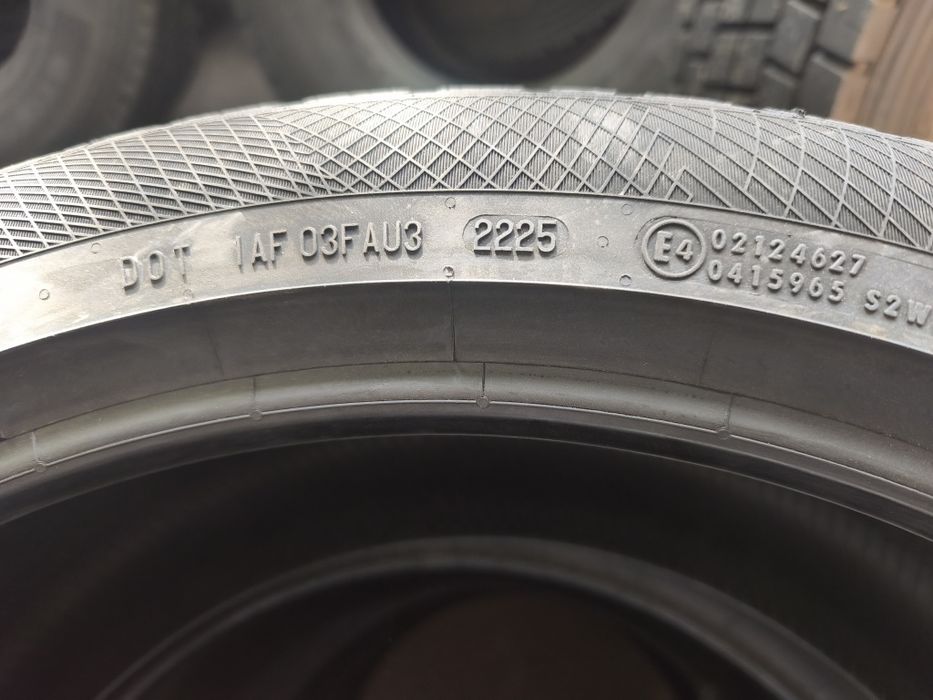 Продавам зимни гуми Continental AO 285/40/22