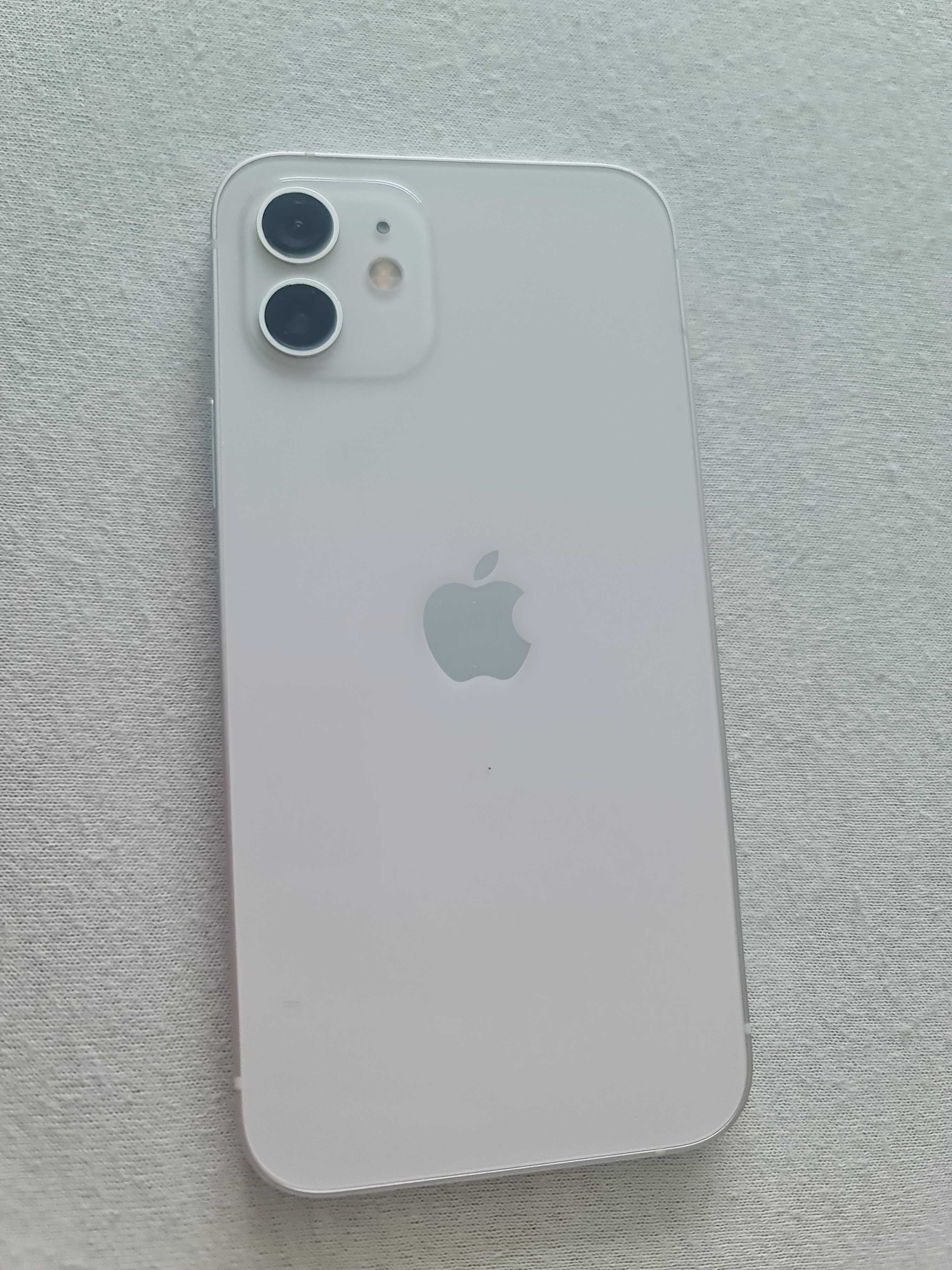.IPhone 12 white.