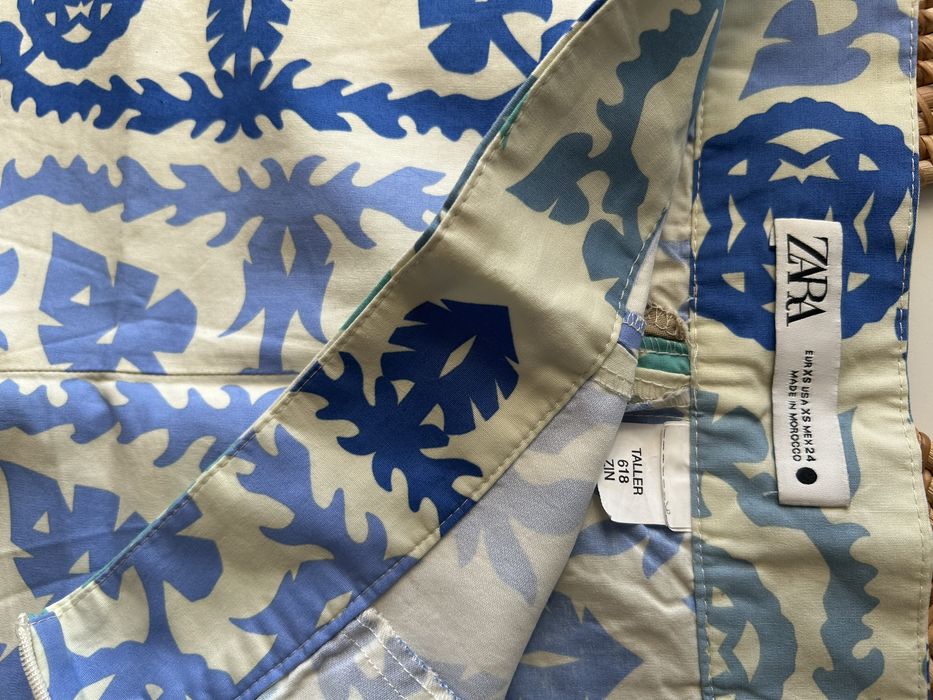 Къси панталонки Zara