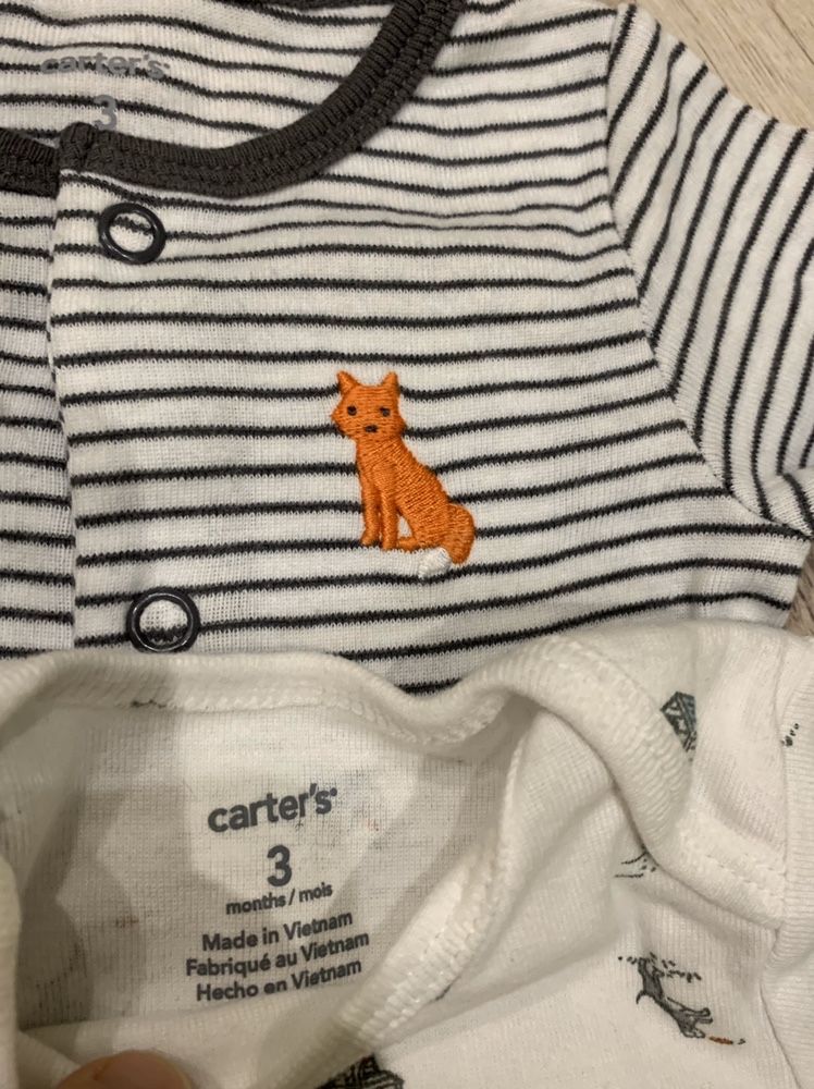 Carters нов комплект бодита и комплект,размер 3м