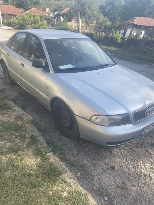 Audi a4 1.8 gaz benzin