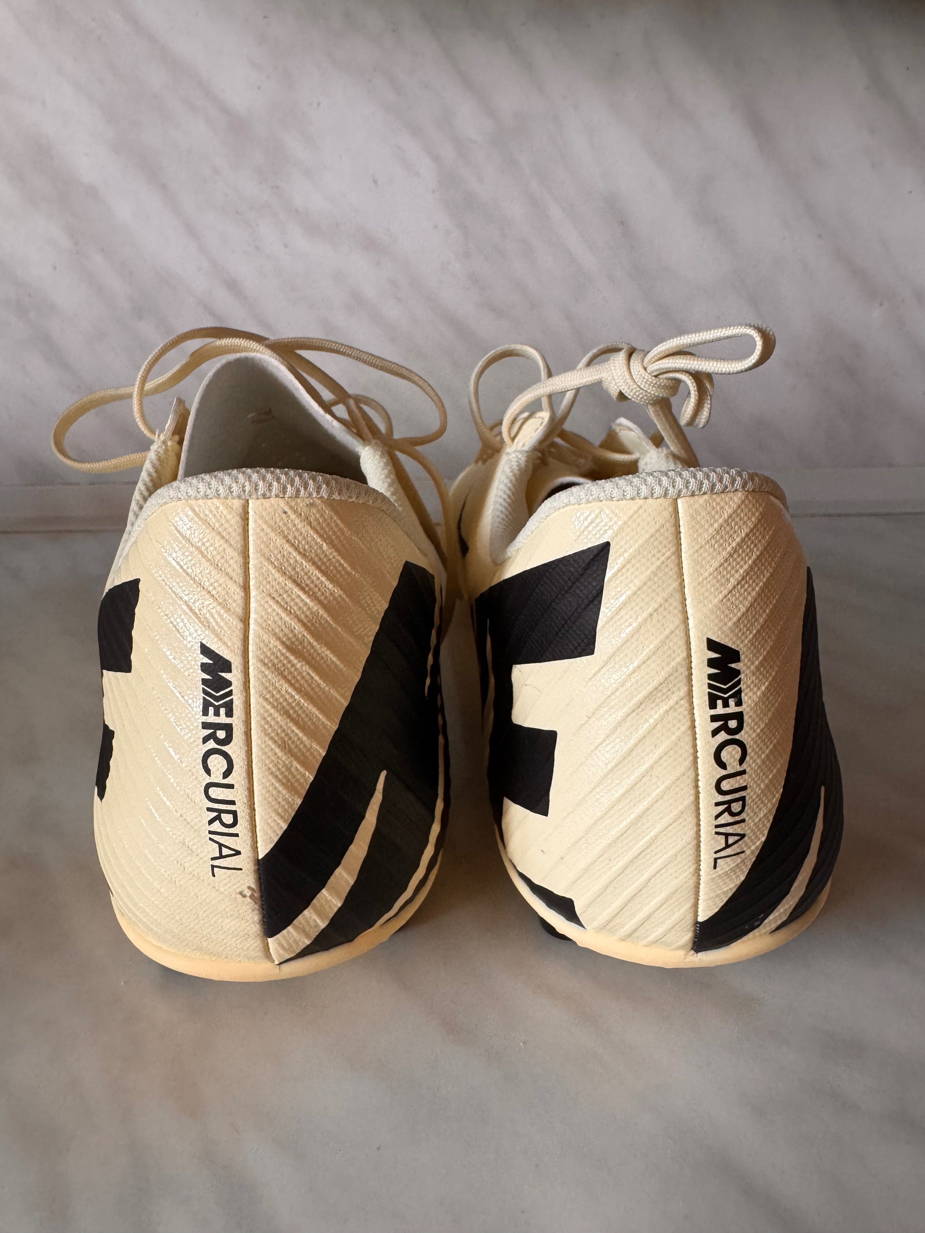 Чисто нови оригинални Nike Vapor 15 FG/MG бутонки