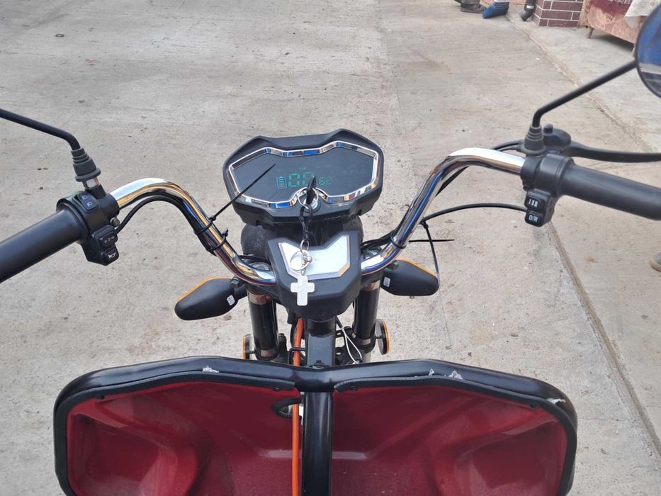 Triciclu electric 1000 W, Voltarom APT4 Fara permis