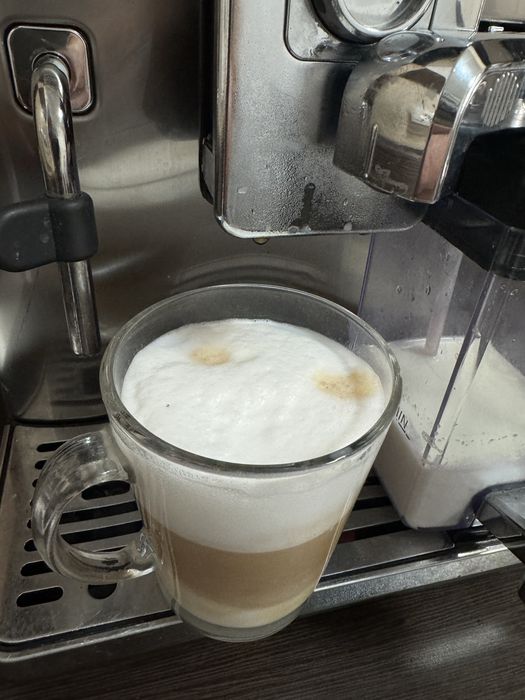 Saeco Philips Exprelia espressor cafea latte macchiato cappuccino inox