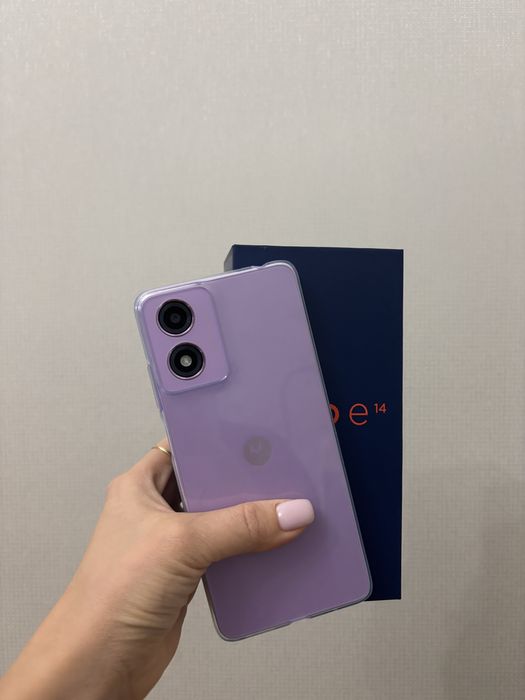 Продам новый телефон Motorola E14 64GB