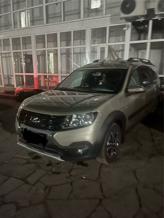 Продам Лада Ларгус Кросс