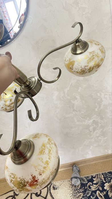 Люстра в отличном состоянии