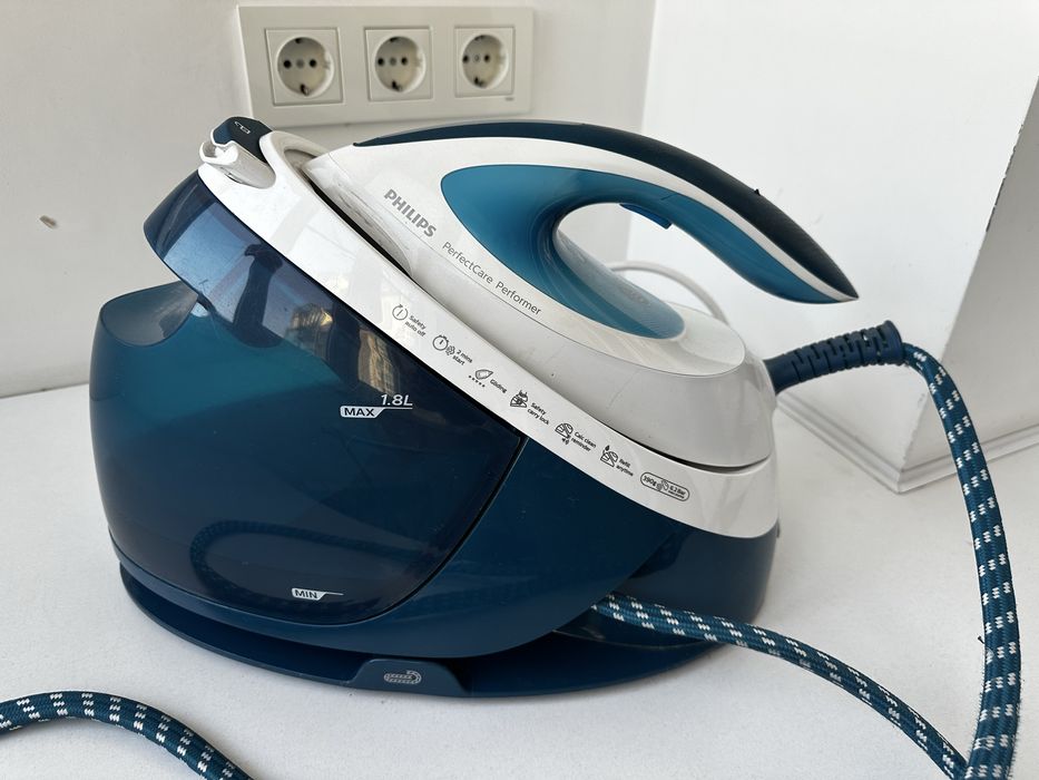 Утюг с парогенератором Philips