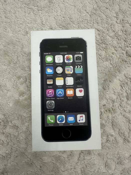 Телефон, коробки, провода, кабеля