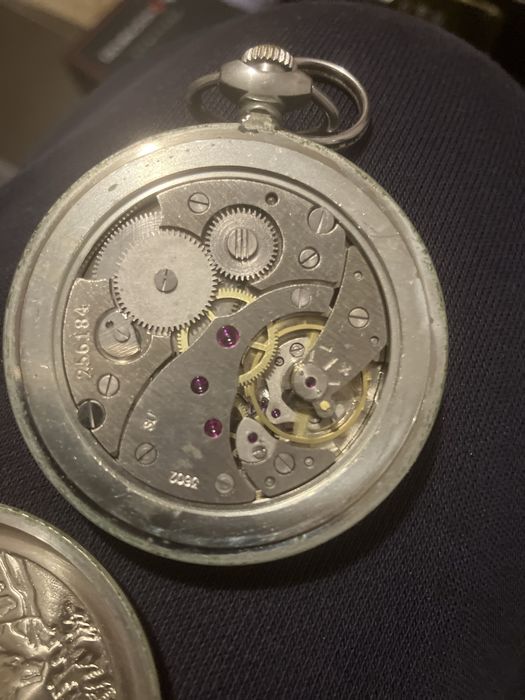 Ceas mecanic de buzunar rusesc