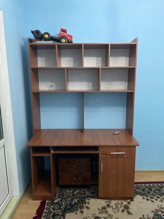 Стол для компа или учебы