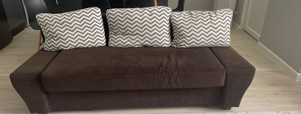 Диван тахта книжка