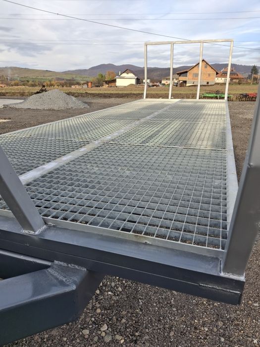 Trailer baloti , remorca baloti , platforma baloti