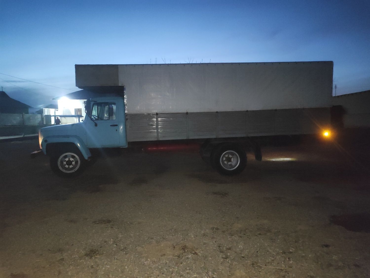Gaz 3309 sotiladi 53