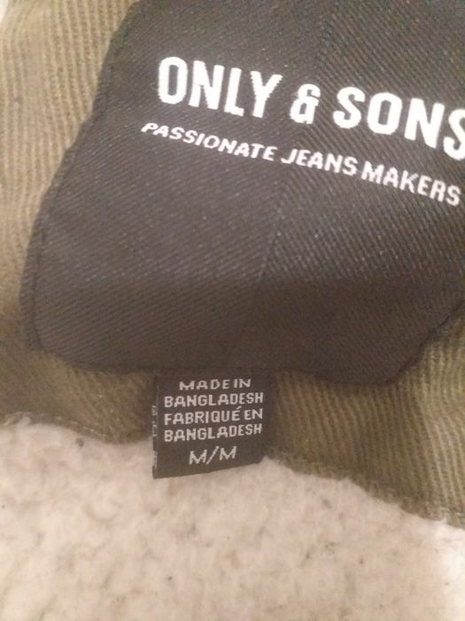 Vind geaca imblănită