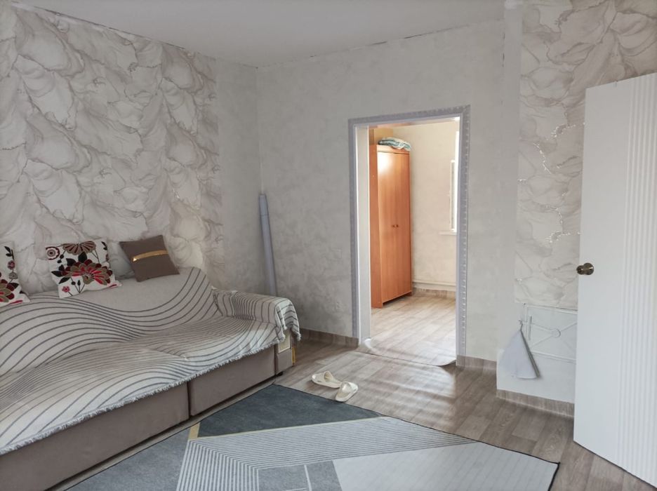 Частный 4- ком дом отдельно стоящий