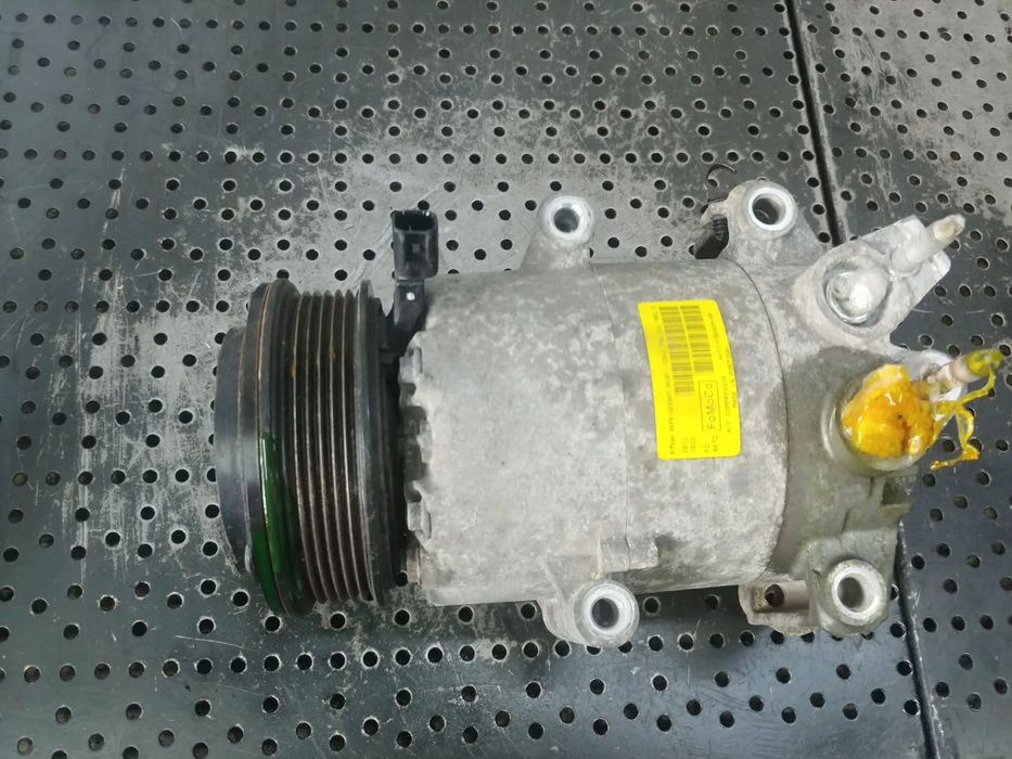 compresor clima ac kvja 1.4 tdci ford fiesta 6  av11-190629-ab