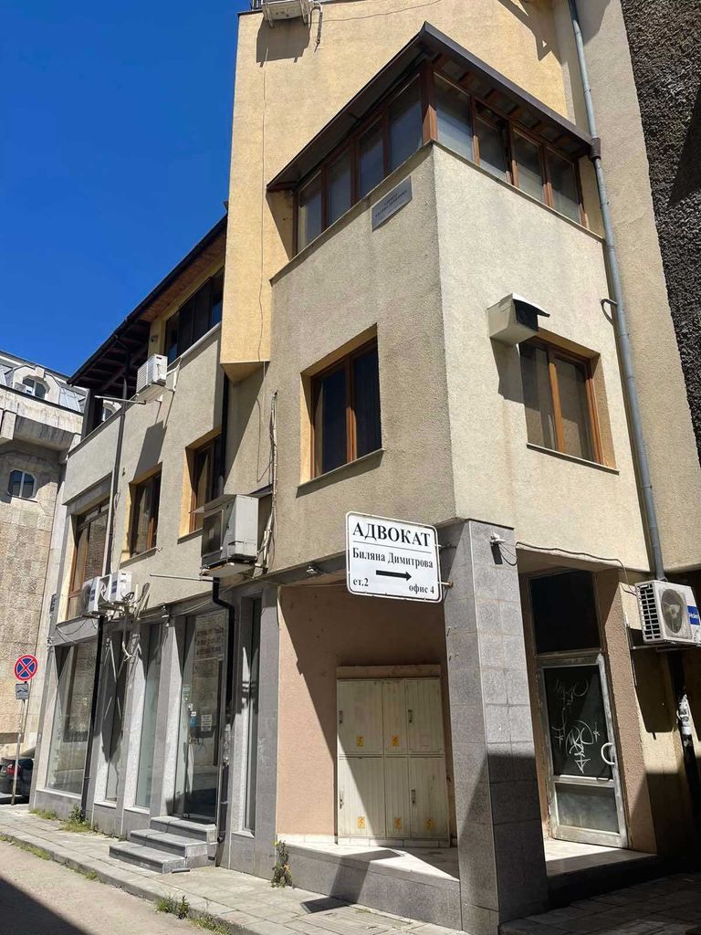Дава се под наем Офис в Русе, Център - 40 кв.м за 188.7 € - Снимка #8