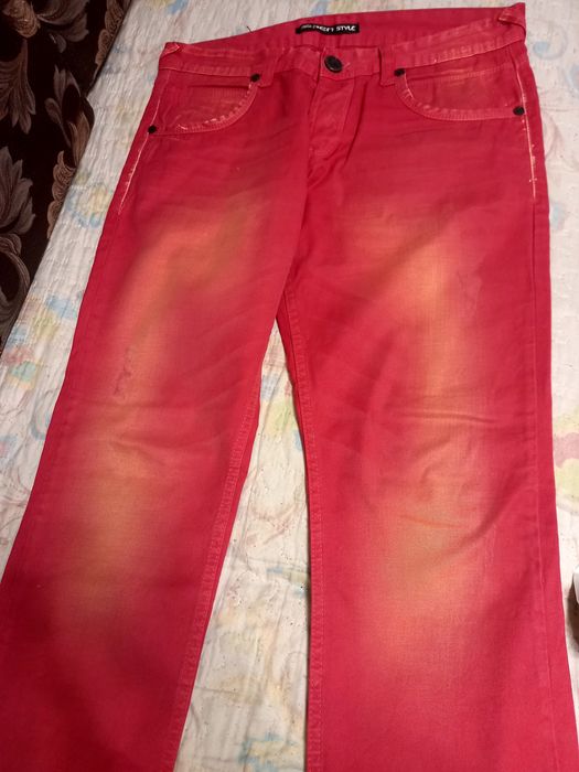 Продам джинсы мужские