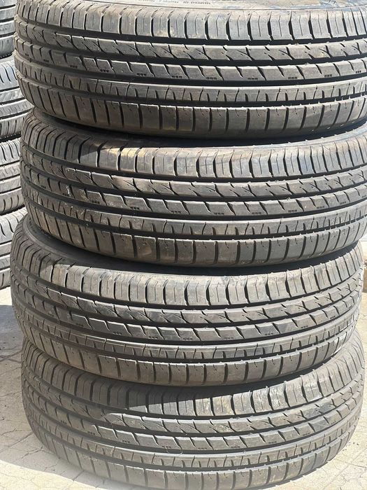 Летни гуми 225 60 18 Kumho Crugen DOT 1322 Чисто нови