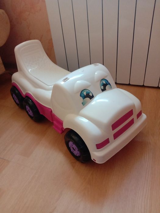 Детская машинка.