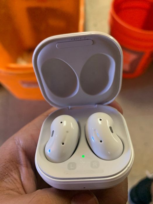 Galaxy Buds Live ..stare excellenta