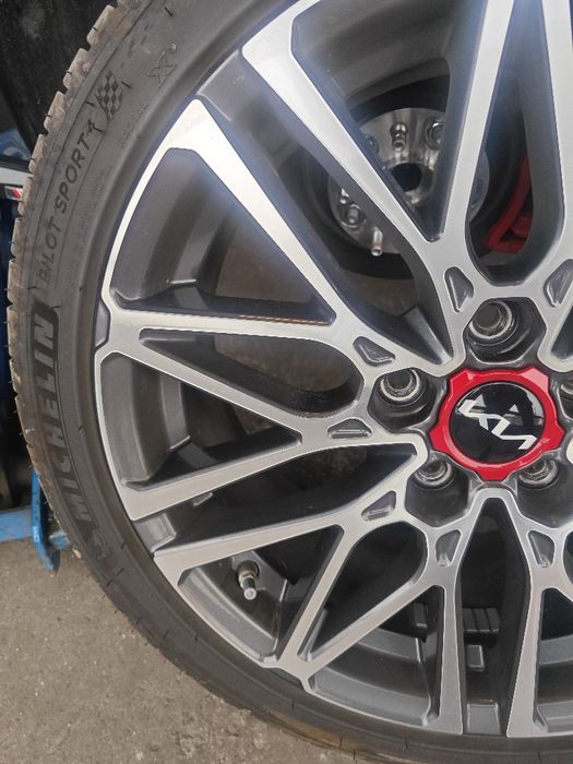 KIA оригинални джанти 18"  GT