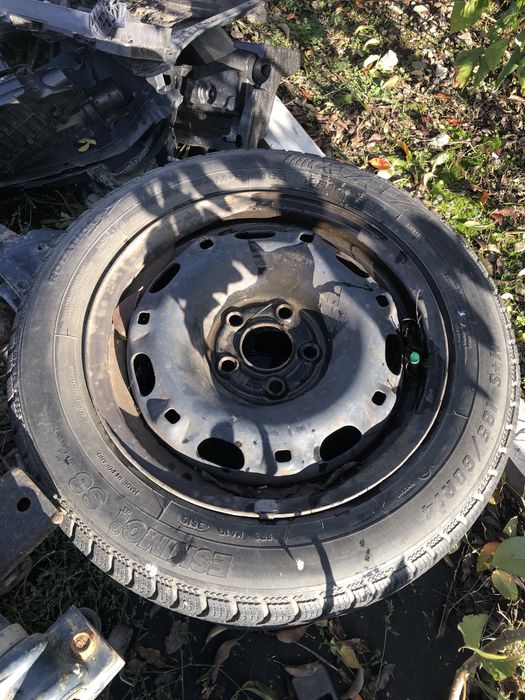 Roti iarna tabla originale Vw Polo Skoda fabia 185 60 14 iarna tabla