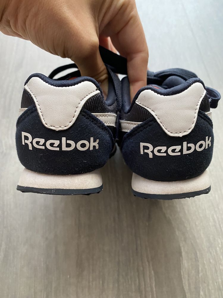 Adidasi Reebok, baieti, nr 27