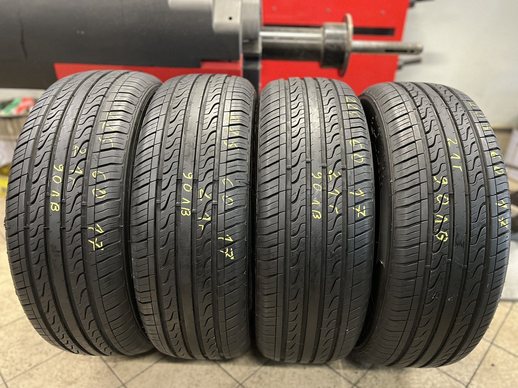 Летни гуми 225/60 R17 Herovik