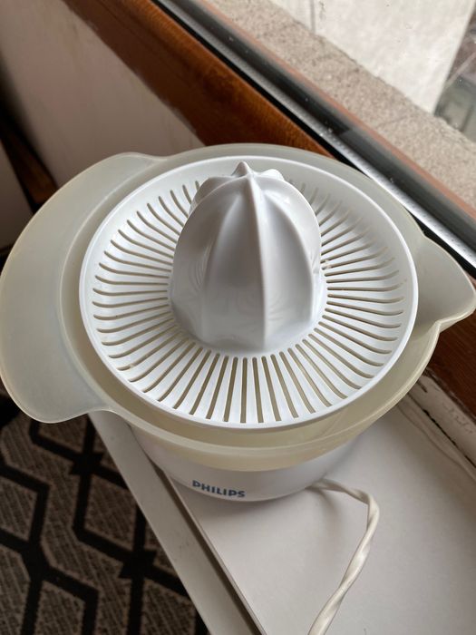 Storcator electric citrice philips