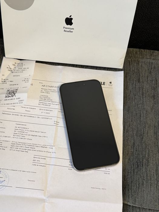 КАТО НОВ 256GB iPhone 15 Pro istyle Гаранция 2025г. Natural