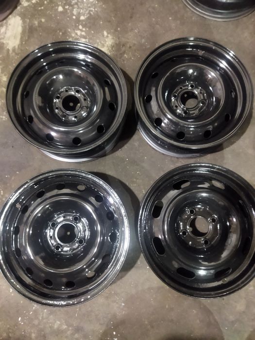 Диски Ауди Б4 комплект и одиночки.