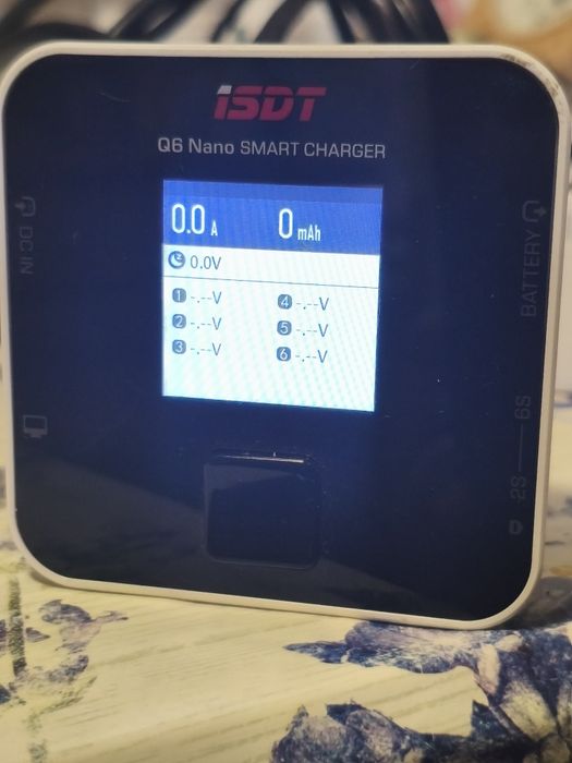 Incarcator acumulatori isdt Q6 nano cu balansare