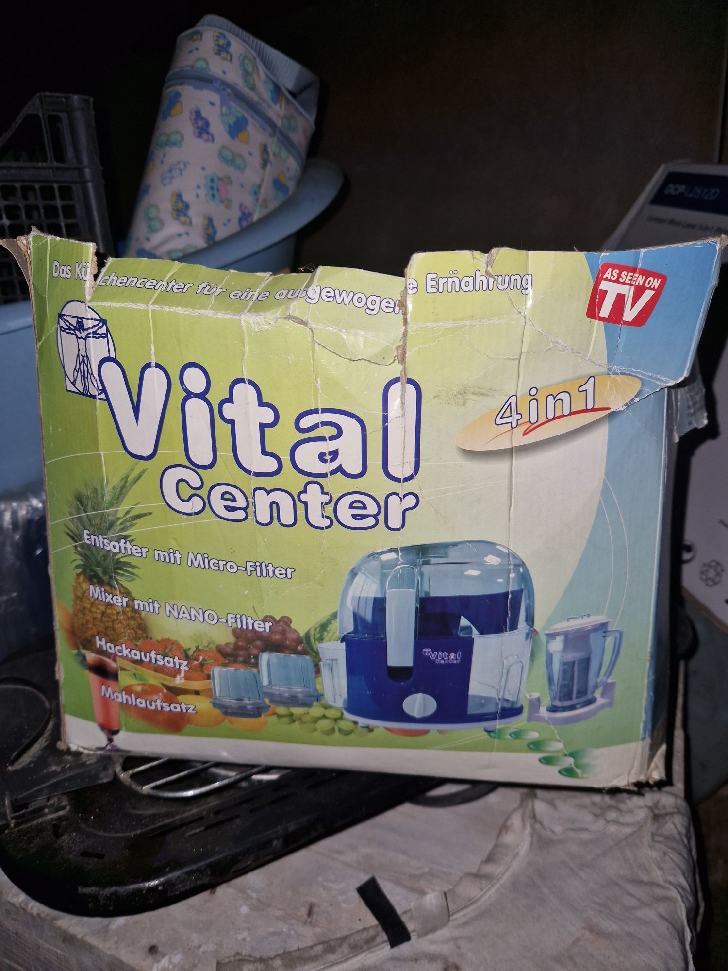 Кухненски робот Vital Center 4в1