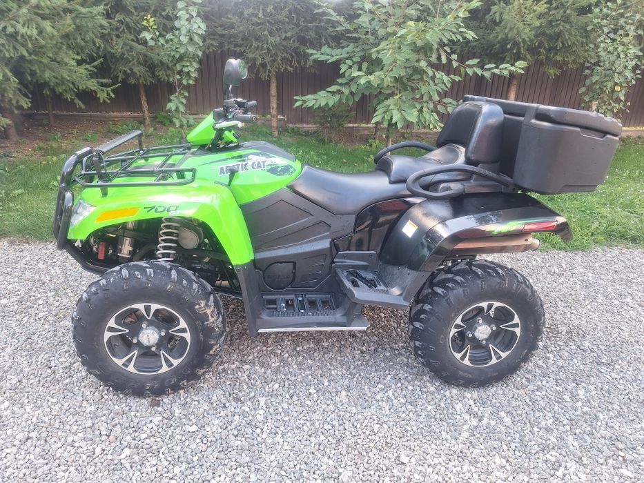 Arctic cat 700 2015