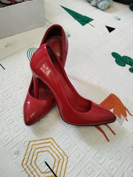 Срочно продам туфли!