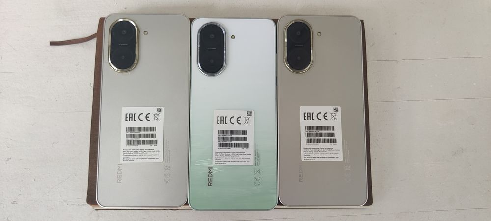 Продам телефоны по 25 тысяч.