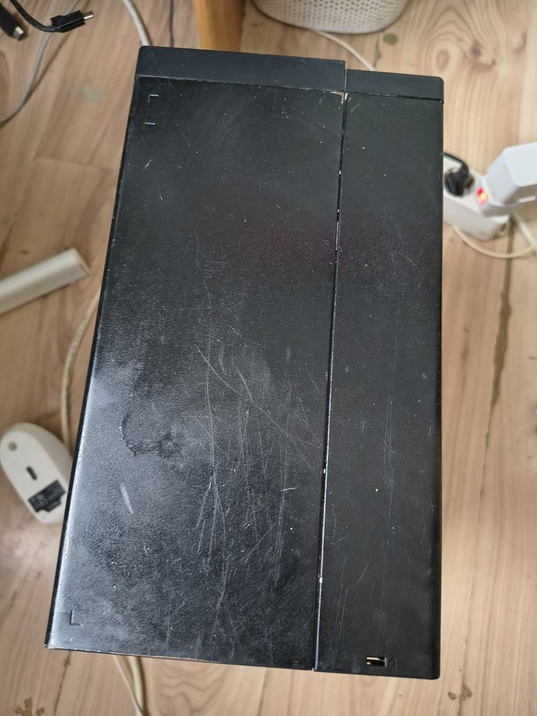 Монитор DELL  и компютър DELL *ПРОДАВАТ СЕ СПЕШНО!*
