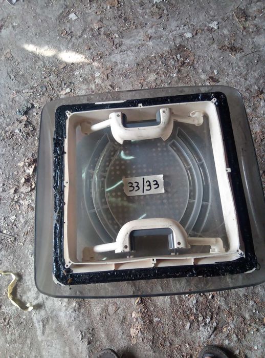 Продавам прозорци,люкове,маса,тенти,брони и др за кемпер и каравана