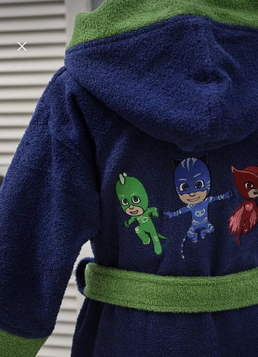 Халаты детские также для взрослых  боллшой ассортимент