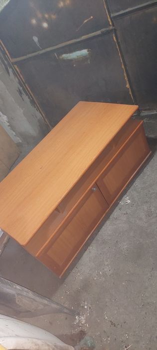 Тумбочка под телевизор и прочее