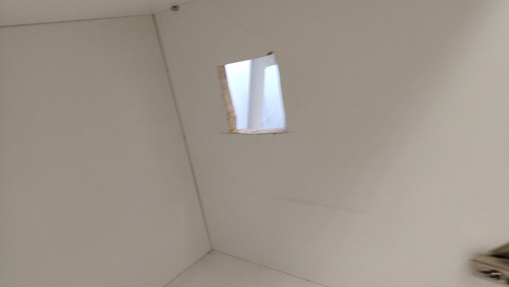 Продам шкаф можно на балкон, в прихожую