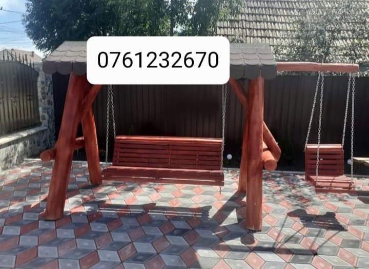 balansoare si mese cu canapele rustice
