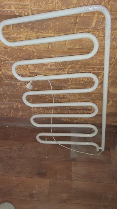 Электрический сушитель для полотенец