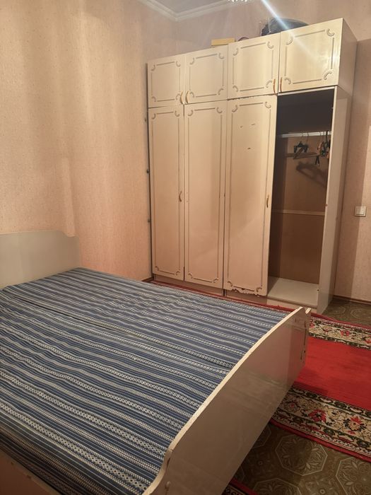 Продам спальный гарнитур. Б/у