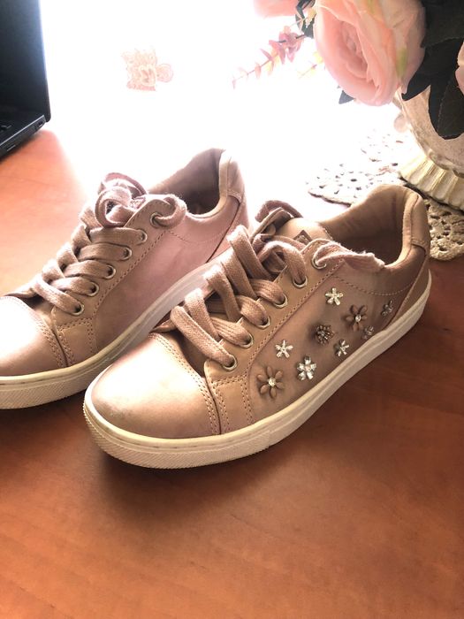 Tenisi Guess originali