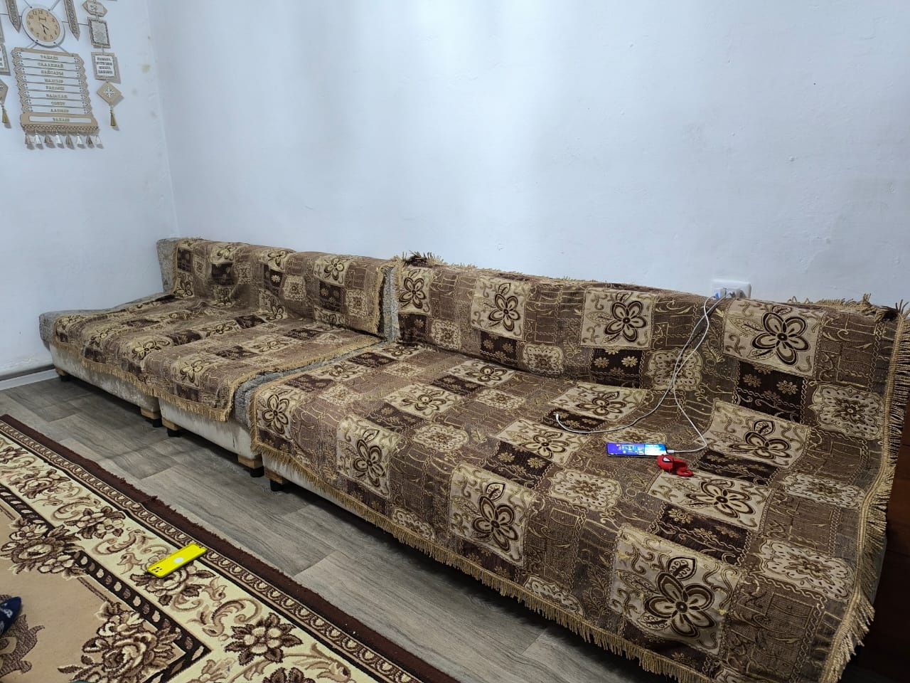 Продаю диван 321